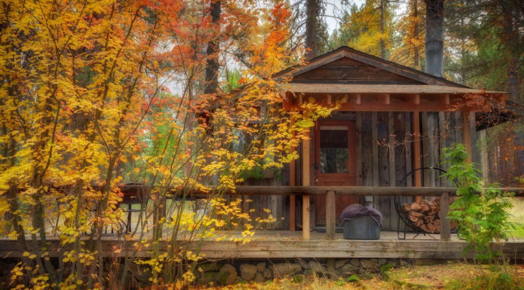 What to Wear at: Cabin in the Woods