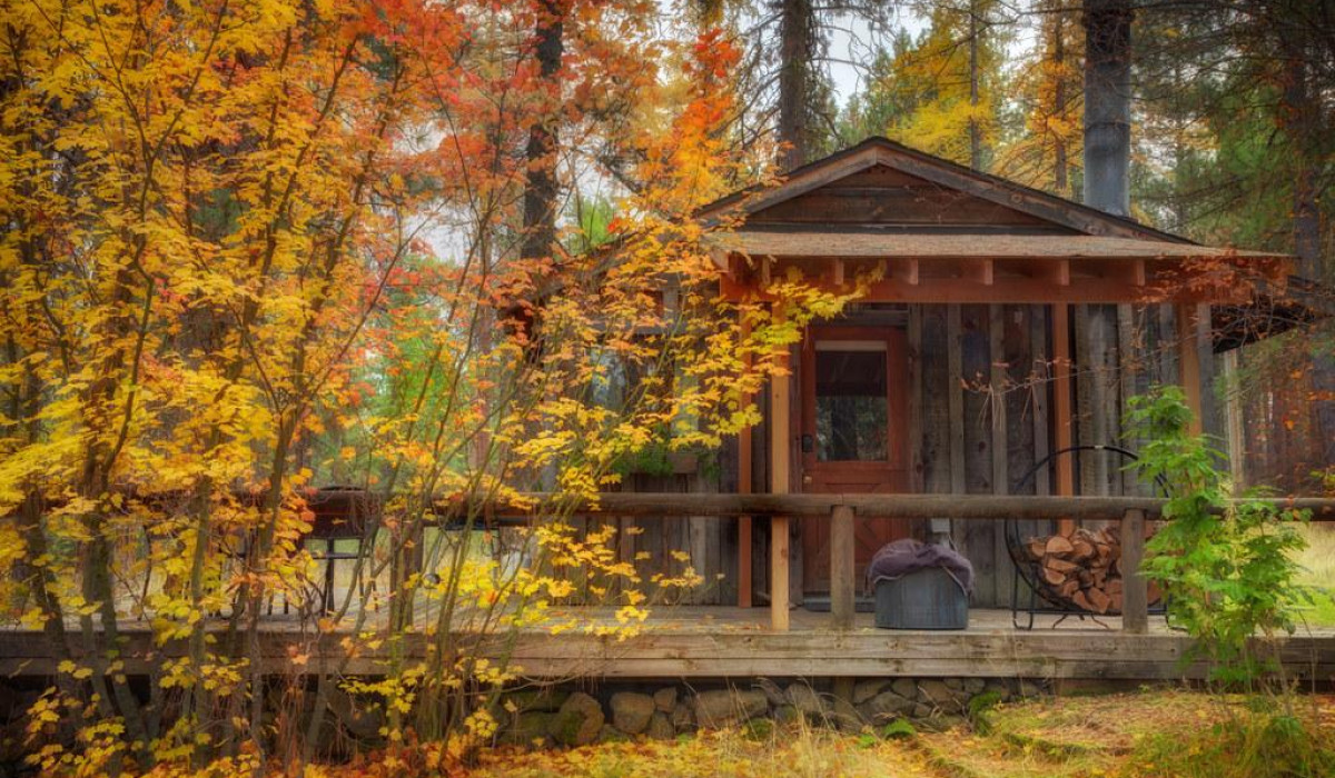 What to Wear at: Cabin in the Woods